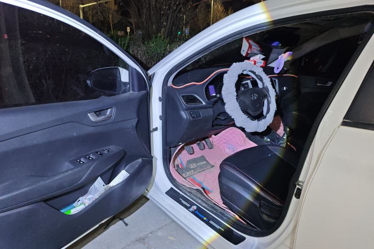 Used Hyundai Verna (new generation) 2016 1.4L Manual Cool Edition GLS
