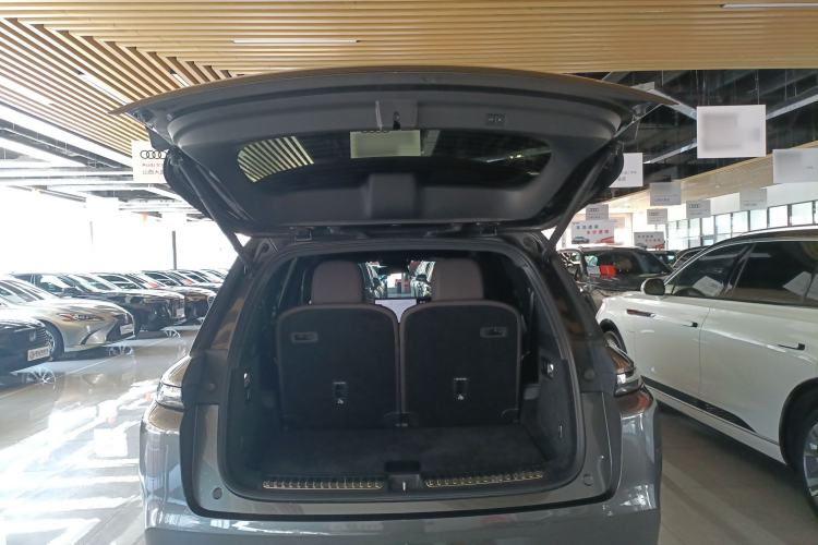 Used Li Auto L8 2023 Max model Trunk