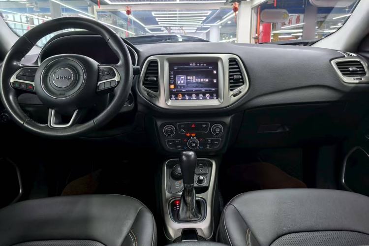 Used Jeep Compass 2017 200T Automatic Family Enjoyment Four-Wheel Drive Edition