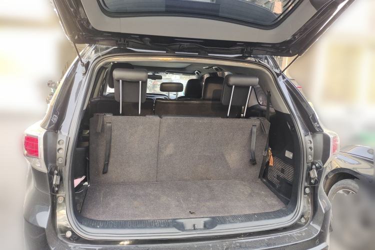 Used Toyota Highlander 2017 2.0T Four-Wheel Drive Black Edition Limited Model
