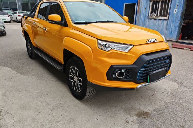 Used JMC Yuhu EV 2022 4x2 LX JX1032PSEF5BEV Front Right 45 Deg