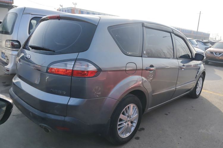 Used Ford S-MAX 2008 2.3L 7-Seater Luxury Version
