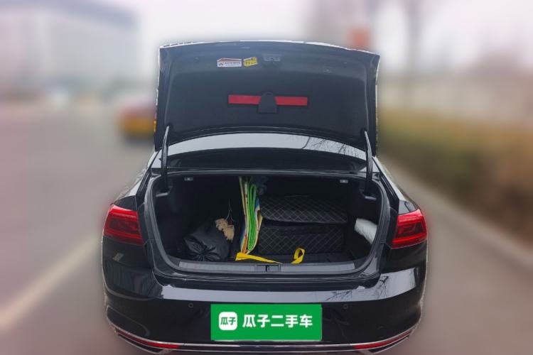 Used Volkswagen Magotan 2020 330TSI DSG Luxury Edition Trunk