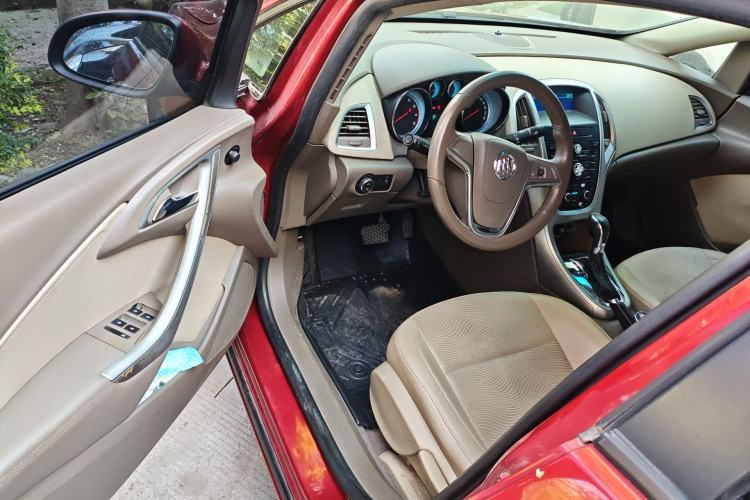 Used Buick GT 2010 GT 1.6L Automatic Fashion Edition
