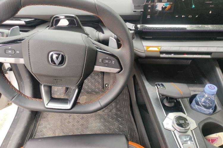 Used CHANGAN UNI-V 2023 1.5T Prestige Model
