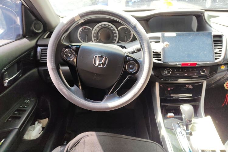 Used Honda Accord 2016 2.0L Comfort Edition
