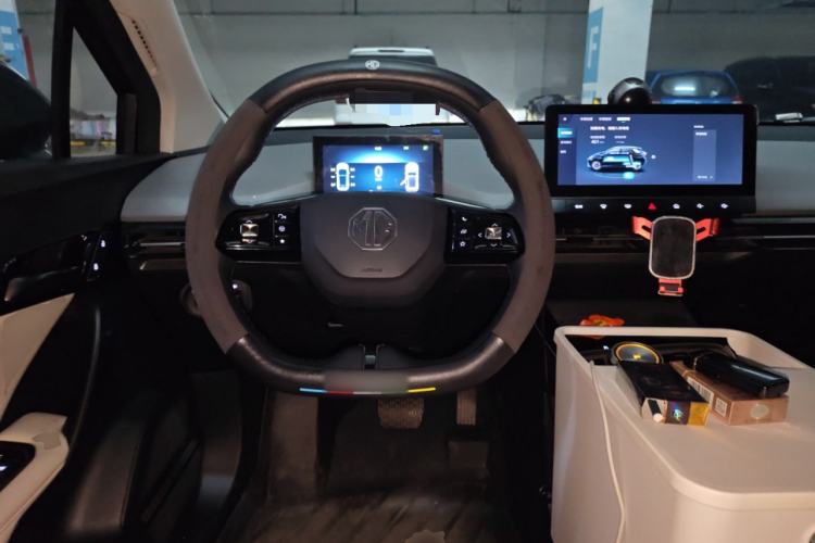 Used MG 4 EV 2022 520 km Luxury Edition Steering Wheel