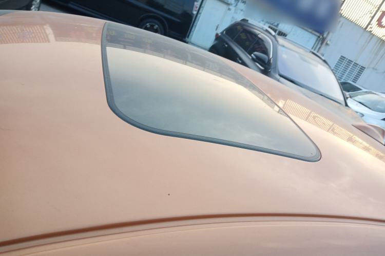 Used Volvo S60 2015 S60L 2.0T Zhiyuan Edition
