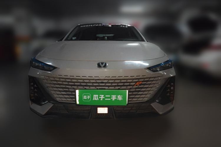 Used CHANGAN UNI-V iDD 2023 ZhiDian iDD 1.5T 113km ZhiKu Model Front
