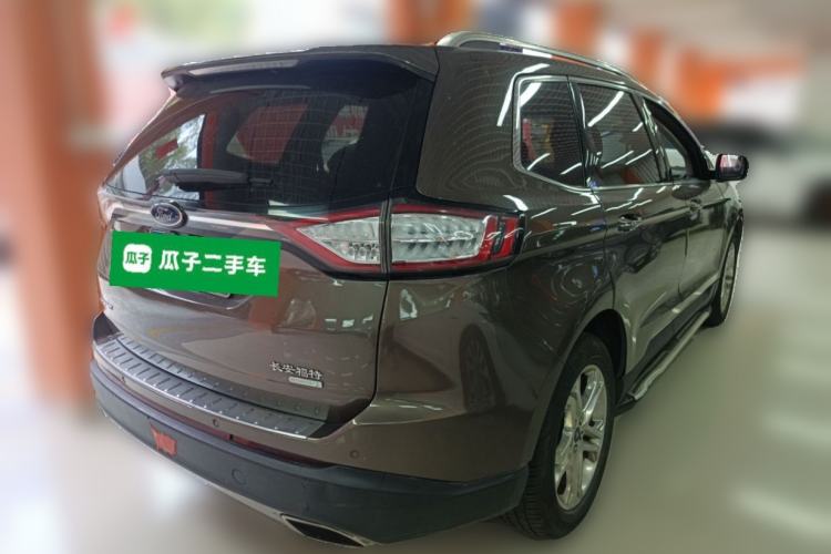 Used Ford Edge 2016 EcoBoost 245 Two-Wheel-Drive Titanium 7-Seater Rear Right 45 Deg