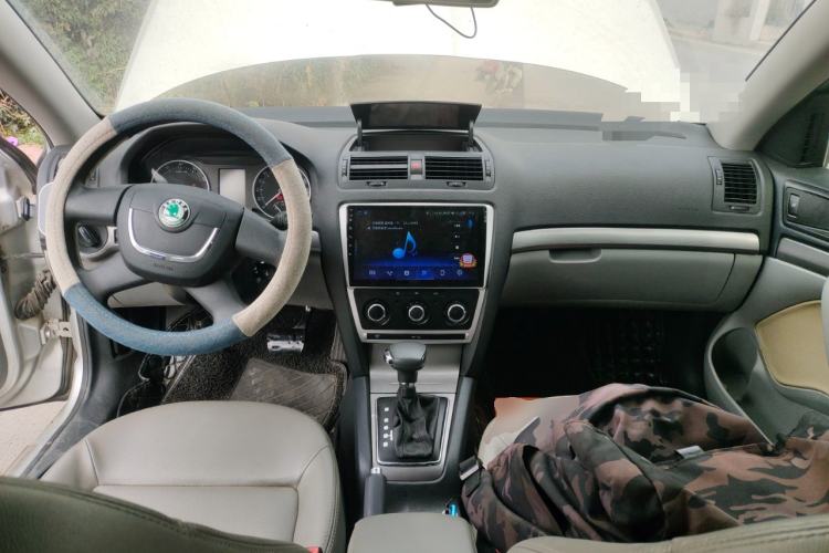 Used Skoda Octavia 2012 2.0L Automatic Yijie Version