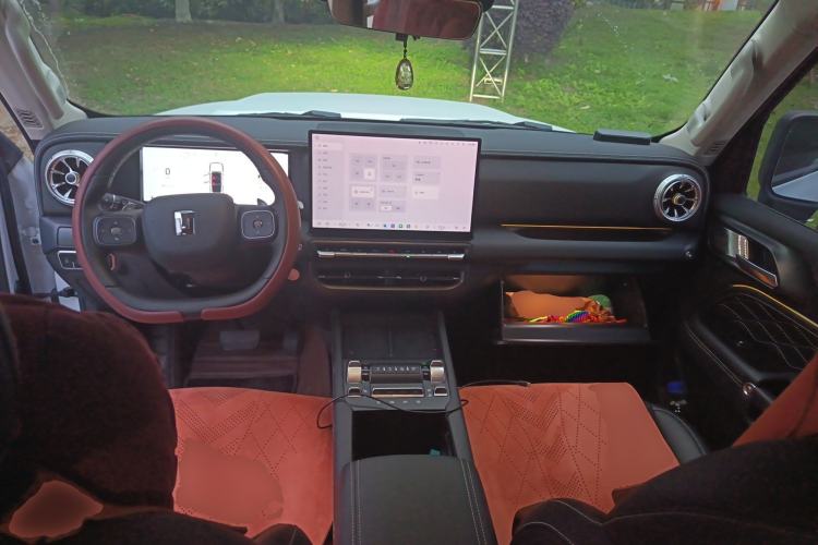 Used Tank 300 2025 2.0T Conqueror