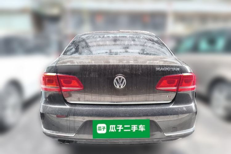 Used Volkswagen Magotan 2015 1.8TSI Advanced Model
