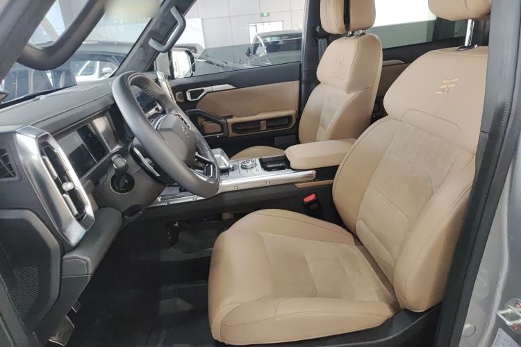 Used JETOUR Traveler 2023 2.0T All-Wheel Drive CrossPRO+
