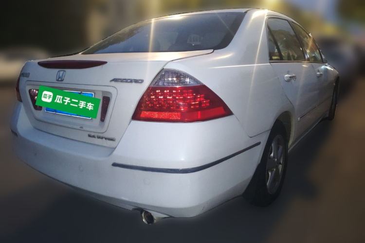 Used Honda Accord 2006 2.4L Luxury Edition
