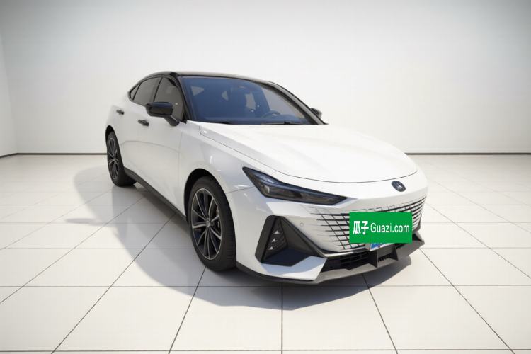 Used CHANGAN UNI-V 2023 1.5T Prestige Model