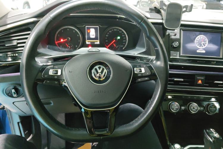 Used Volkswagen Tayron 2019 330TSI Two-Wheel Drive Luxury Model China VI Standard
