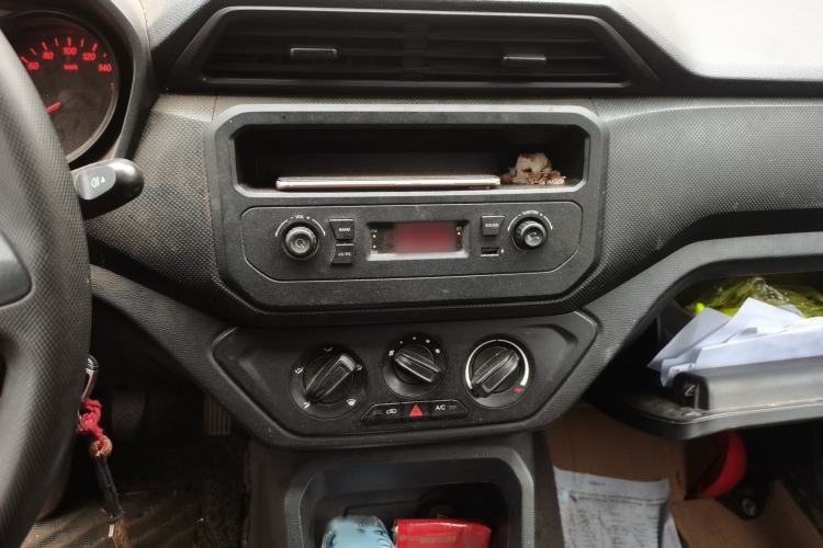 Used Wuling Hongguang 2019 1.5L S Basic Version China VI Standard LAR