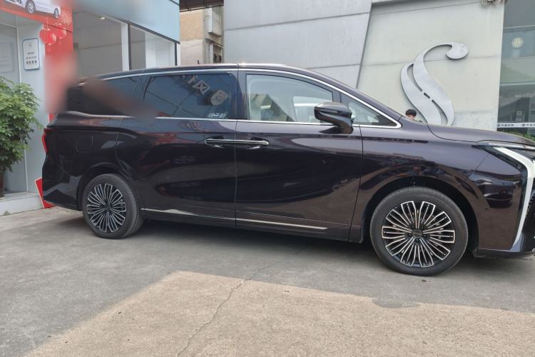 Used FORTHING Xinghai V9 2024 1.5TD 200km Qingyunti Series Flagship Edition Exterior 2