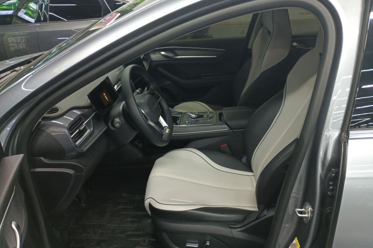 Used BYD Destroyer 05 2023 Champion Edition DM-i 120KM Prestige Model
