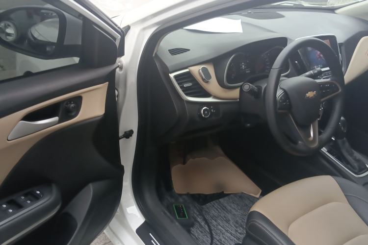 Used Chevrolet Monza 2022 320 Automatic Enjoyment Sunroof Version Driver Seat