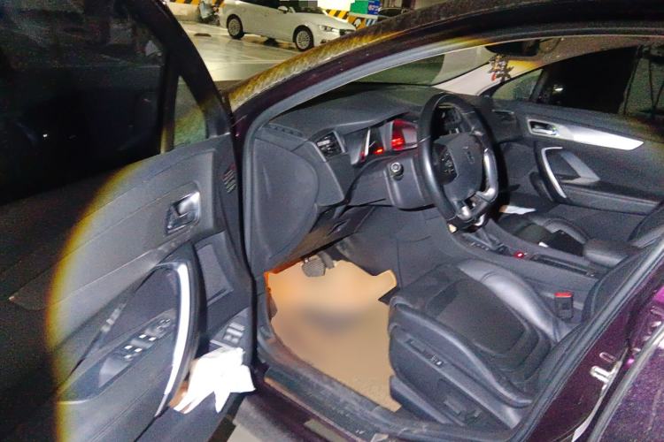 Used DS 5LS 2014 1.6T Luxury Edition THP160