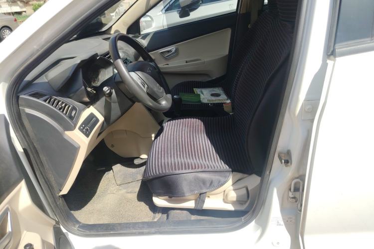 Used Chery Fengyun 2 2013 Hatchback 1.5L Manual Ruiyi Edition Left Front Seat