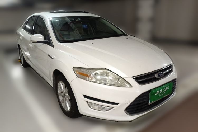 Used Ford Mondeo 2013 2.3L Fashion Edition Front Right 45 Deg