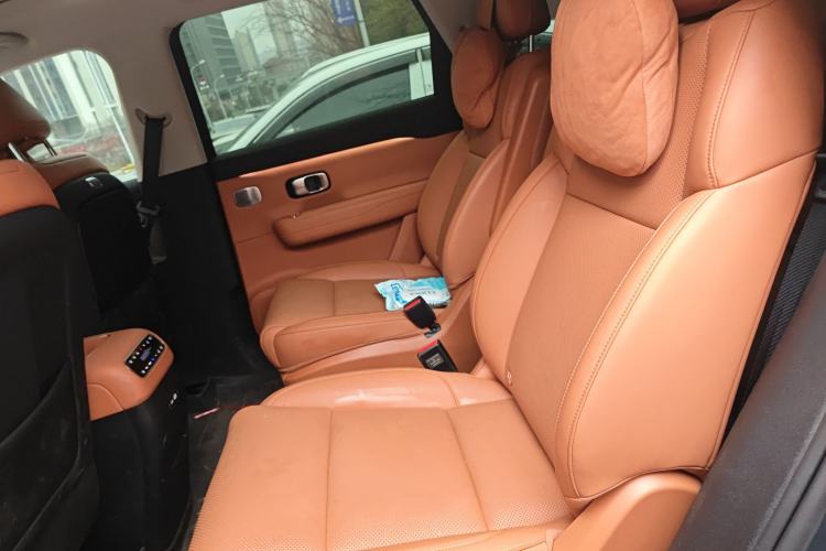 Used Leapmotor C16 2026 Extended-Range 280 LiDAR Zhizun Edition 6 Seats
