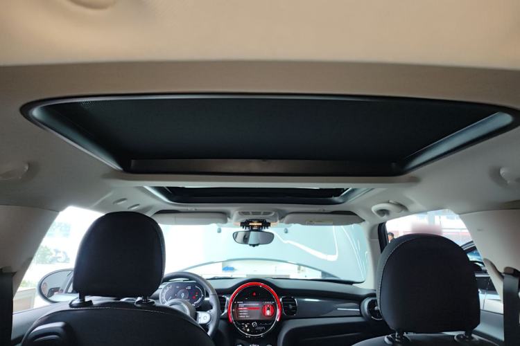 Used MINI MINI 2023 1.5T ONE