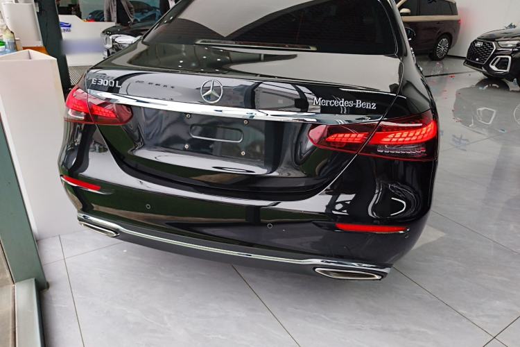 Used Mercedes-Benz E-Class 2021 Facelift E 260 L