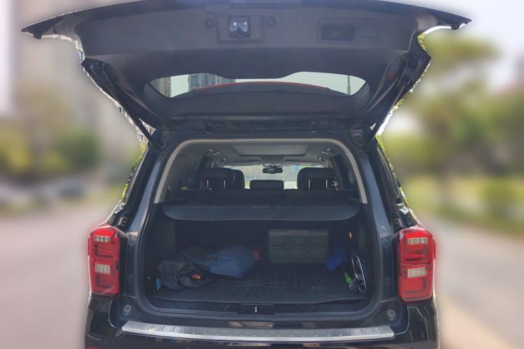 Used GAC Trumpchi GS7 2017 320T Two-Wheel-Drive Luxury Smart Connectivity Model Trunk