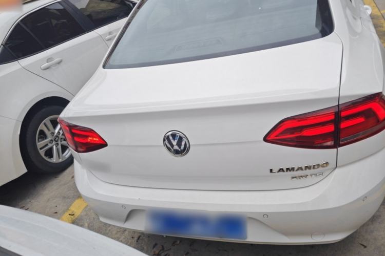Used Volkswagen Lamando 2018 230TSI DSG Fashion Edition Rear
