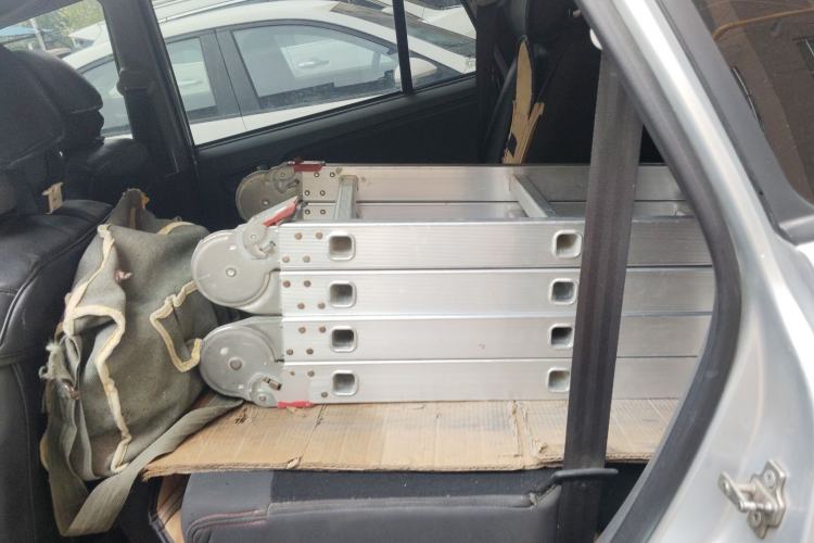 Used Chery Tiggo 3 2014 Magic Edition 1.6L Manual Fashion Version Left Rear Seat