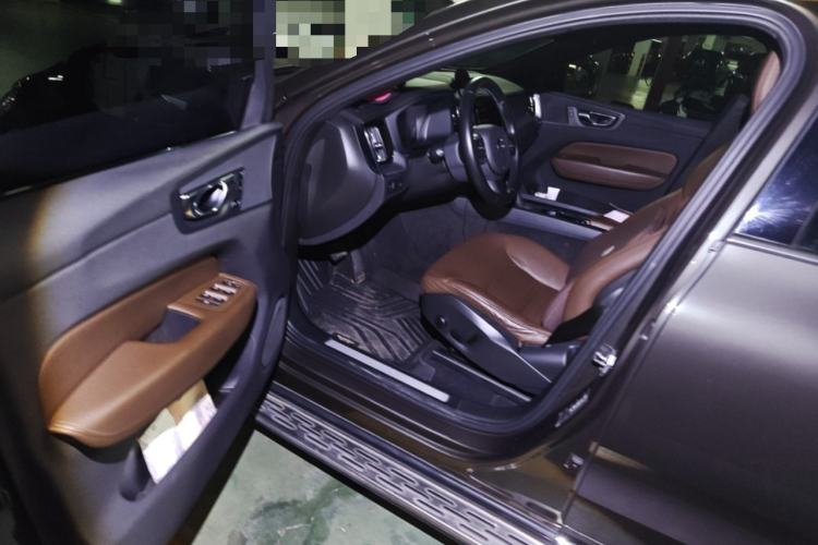 Used Volvo XC60 2021 T5 4x4 Smart Luxury Edition
