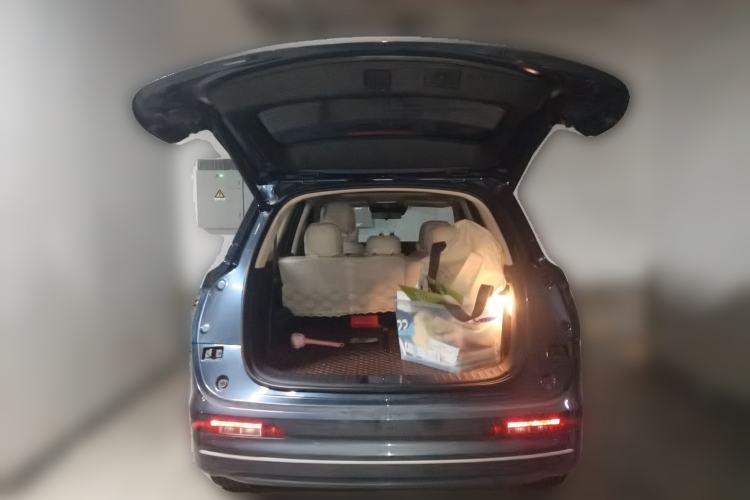 Used Landian E5 PLUS 2025 165 km Long-Range First Edition 7-Seater
