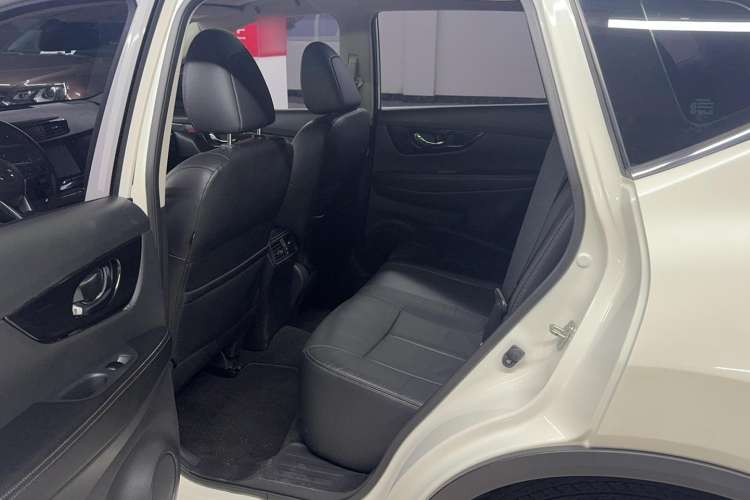 Used Nissan X-Trail 2019 2.5L CVT Smart Connect Luxury Edition 4WD