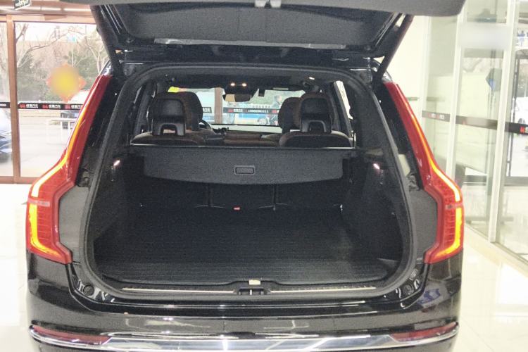 Used Volvo XC90 2021 B5 SmartDrive Luxury Edition 5-seater Trunk