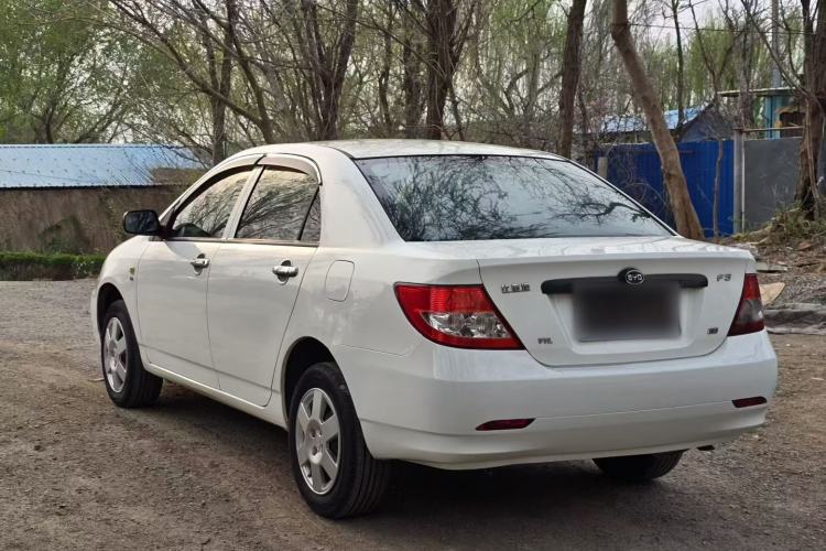 Used BYD F3 2013 Energy-Efficient Model 1.5L Manual Comfort Version Exterior 7