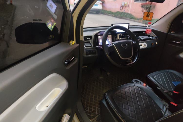 Used Wuling Hongguang MINIEV 2022 Macaron Premium Model – Lithium Iron Phosphate