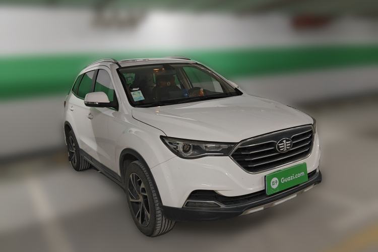 Used Bestune X40 2019 1.6L Automatic Luxury Edition China VI
