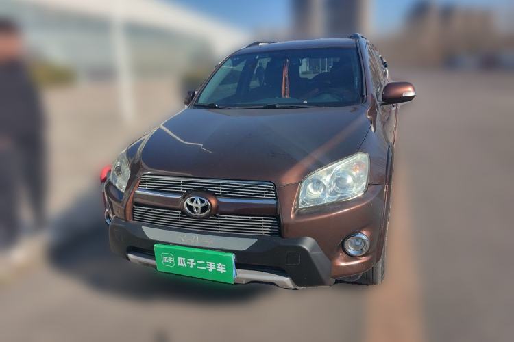 Used Toyota RAV4 2010 2.4L Automatic Deluxe Upgrade Edition