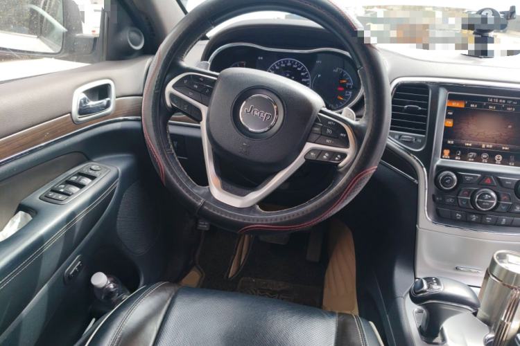 Used Jeep Grand Cherokee 2015 3.6L Luxury Navigation Edition