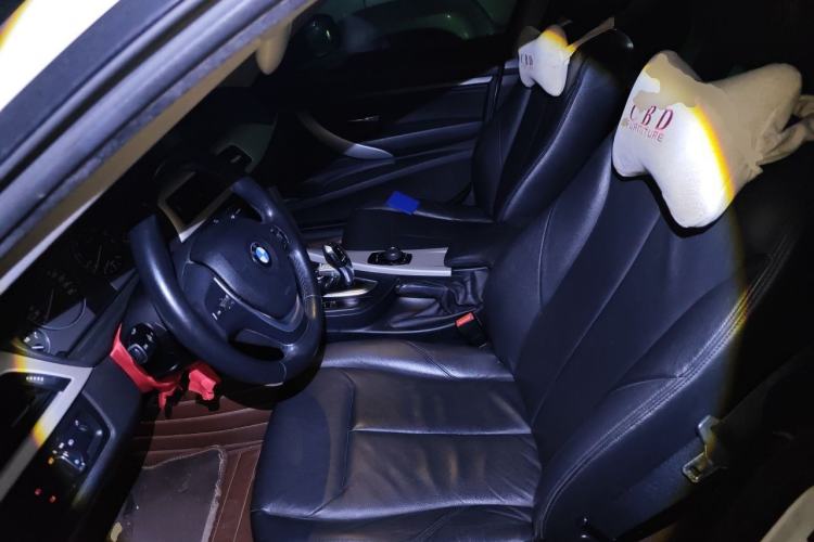 Used BMW 3 Series GT 2013 320i Leading Model
