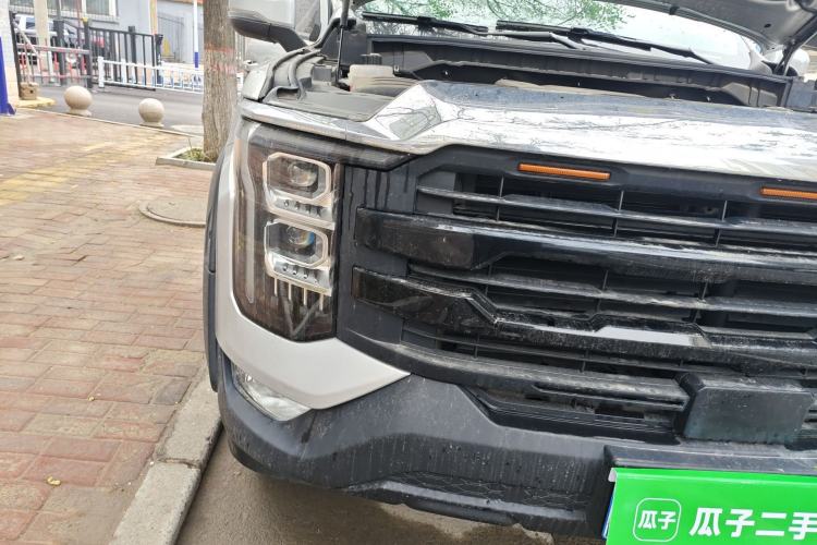 Used Foton Mars 2023 Mars 7 2.0T Diesel Automatic 2WD Long-Wheelbase Elite Model Right Front Headlight