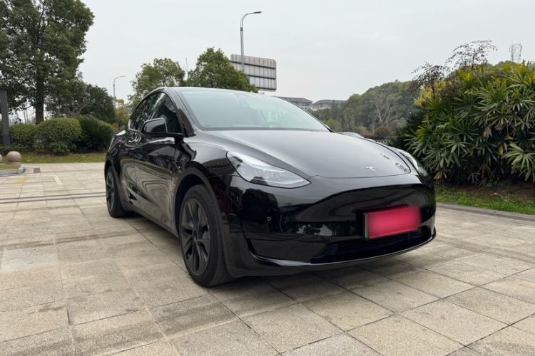Used Tesla Model Y 2024 Rear-Wheel-Drive Version