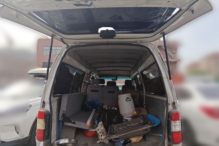 Used Foton Scenic 2016 2.0L Landscape Express Version Long Wheelbase Low Roof – 4Q20M
