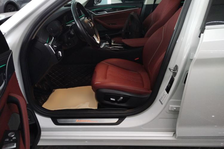 Used BMW 5 Series 2021 Updated Version 525Li Luxury Package
