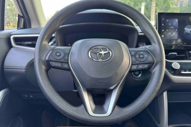 Used Toyota FRONTLANDER 2023 2.0L CVT Leading Edition