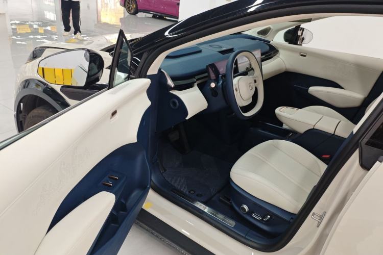 Used Zeekr X 2025 5-Seater Four-Wheel Drive Sport Version Driver Seat